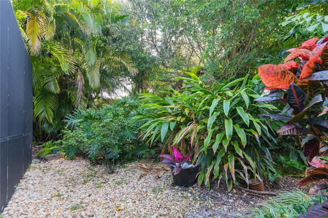 1421 BEACON STREET, New Smyrna Beach, FL 32169