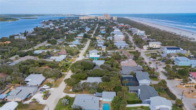 1421 BEACON STREET, New Smyrna Beach, FL 32169