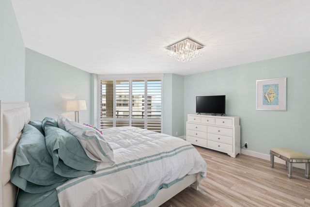 3560 S Ocean Boulevard 706, South Palm Beach, FL 33480