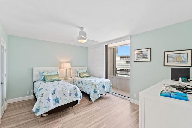 3560 S Ocean Boulevard 706, South Palm Beach, FL 33480