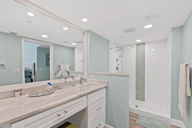 3560 S Ocean Boulevard 706, South Palm Beach, FL 33480