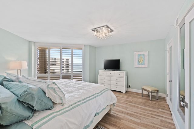3560 S Ocean Boulevard 706, South Palm Beach, FL 33480