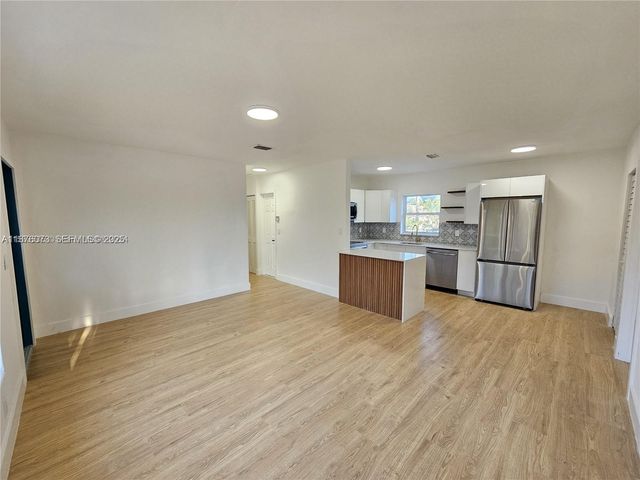 1117 W 26th Court, Riviera Beach, FL 33404