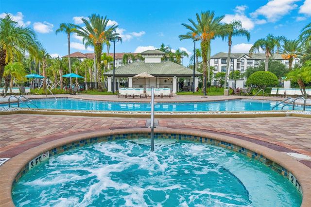 5048 SHOREWAY LOOP 40404, Orlando, FL 32819