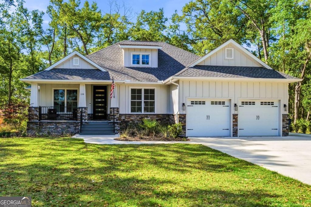 134 St Andrews Glen, Waverly, GA 31565