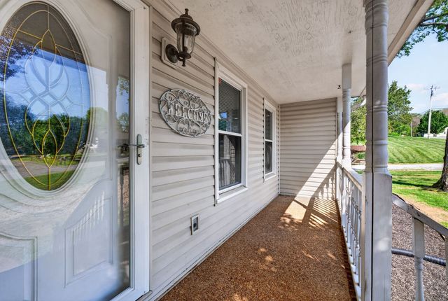 217 Timberlake Dr, Springfield, TN 37172