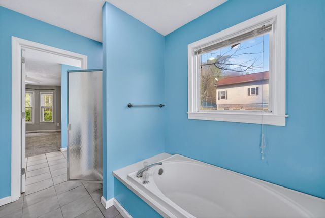 217 Timberlake Dr, Springfield, TN 37172