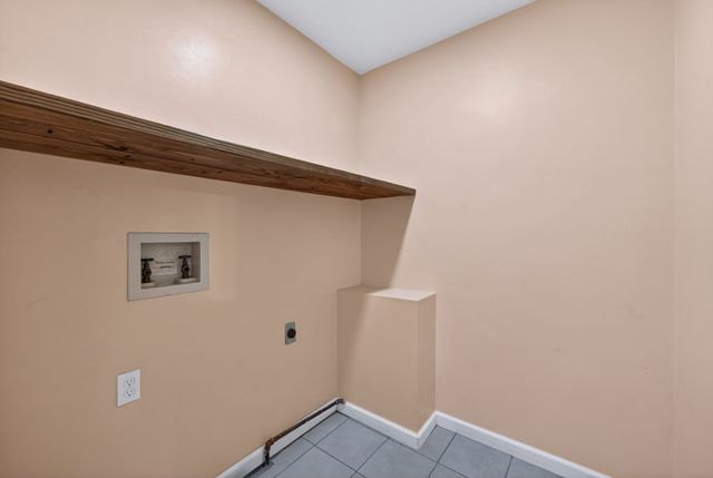 217 Timberlake Dr, Springfield, TN 37172