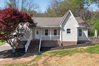 217 Timberlake Dr, Springfield, TN 37172