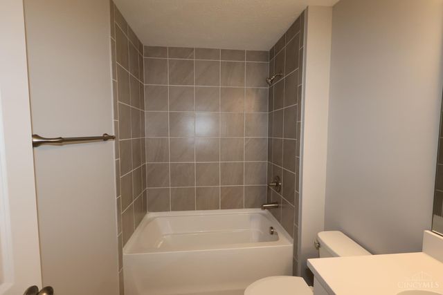 9215 Bottega Drive S, Washington Twp, OH 45458