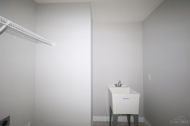 9215 Bottega Drive S, Washington Twp, OH 45458