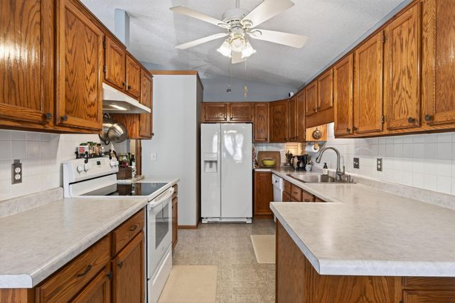 7630 Borman Way, Inver Grove Heights, MN 55076