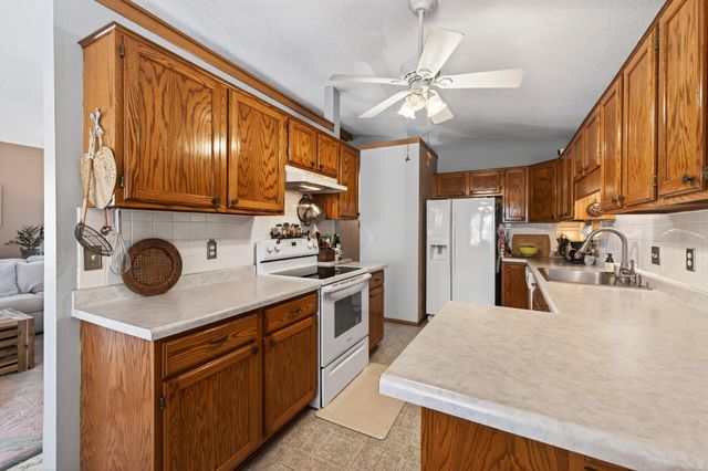 7630 Borman Way, Inver Grove Heights, MN 55076