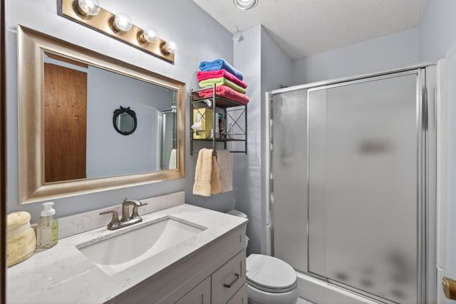 7630 Borman Way, Inver Grove Heights, MN 55076