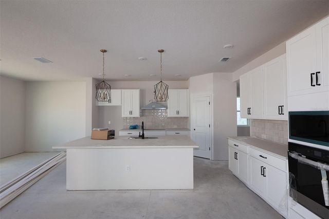 15235 EASTLYN DRIVE, Bradenton, FL 34212