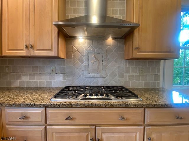121 Columbia Ave, Cranford Twp., NJ 07016