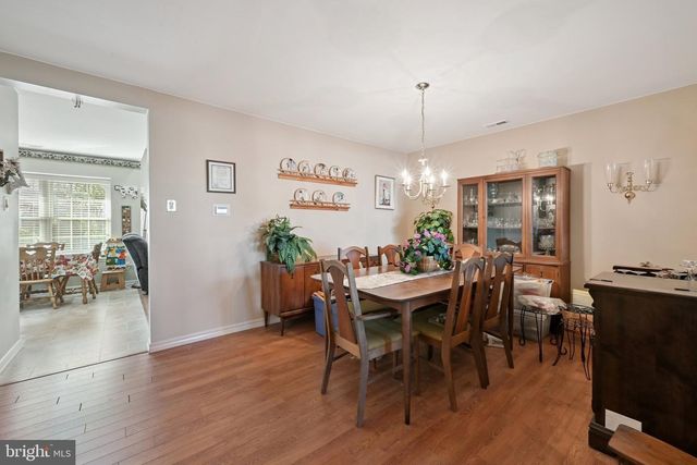 47 KNIGHTON LN, Mount Laurel, NJ 08054