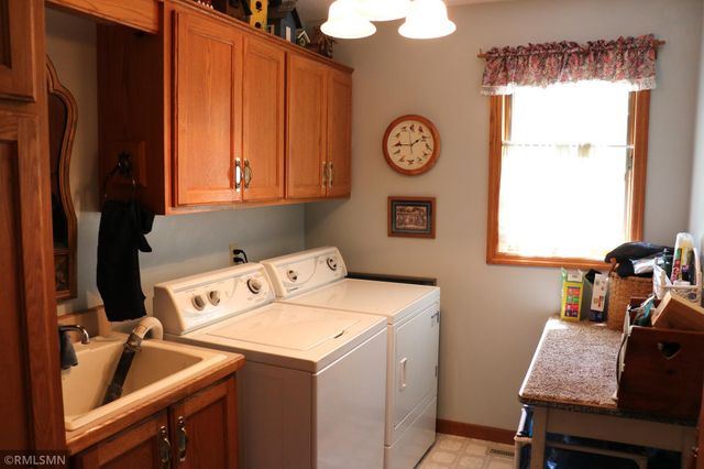 16409 Par Circle SW, Pine City, MN 55063