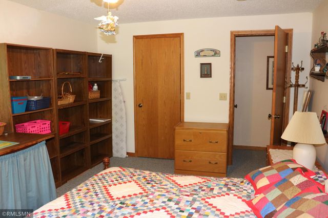 16409 Par Circle SW, Pine City, MN 55063