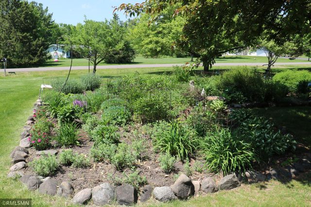 16409 Par Circle SW, Pine City, MN 55063