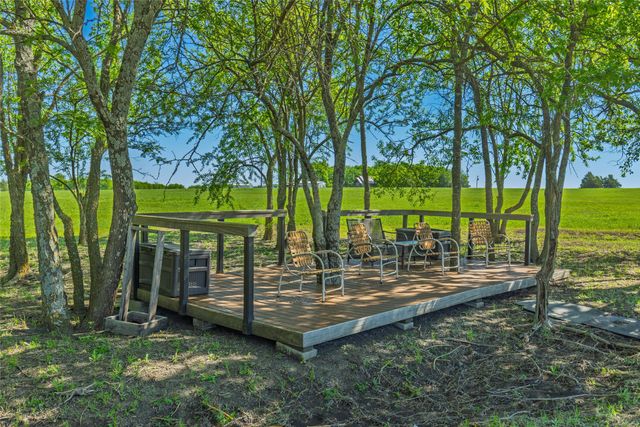 2729 County Road 3732, Wolfe City, TX 75496