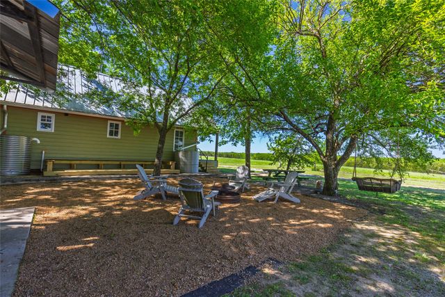 2729 County Road 3732, Wolfe City, TX 75496