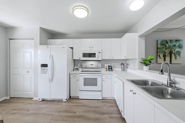 2725 TERRA CEIA BAY BOULEVARD 103, Palmetto, FL 34221