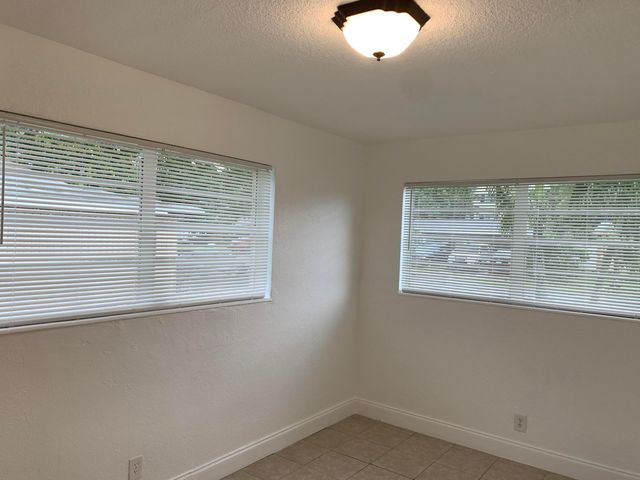 6211 NW 12th Street, Sunrise, FL 33313