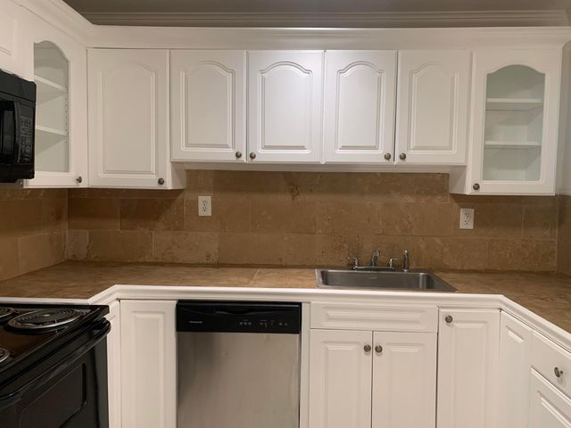 6211 NW 12th Street, Sunrise, FL 33313