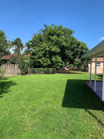 6211 NW 12th Street, Sunrise, FL 33313