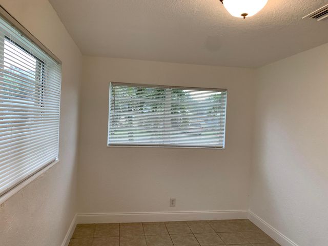 6211 NW 12th Street, Sunrise, FL 33313