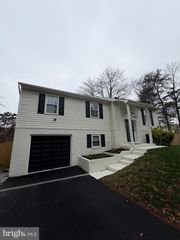 6214 FRANCONIA FOREST LN, Alexandria, VA 22310