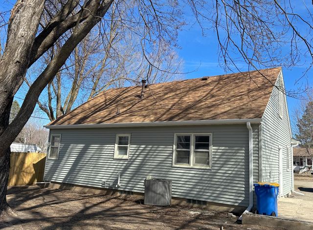 1132 Butternut Avenue, Owatonna, MN 55060