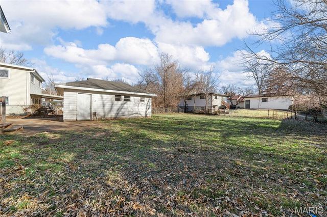 212 Millman Drive, Ferguson, MO 63135