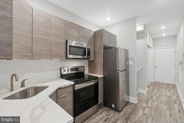 3817 WALLACE ST, Philadelphia, PA 19104