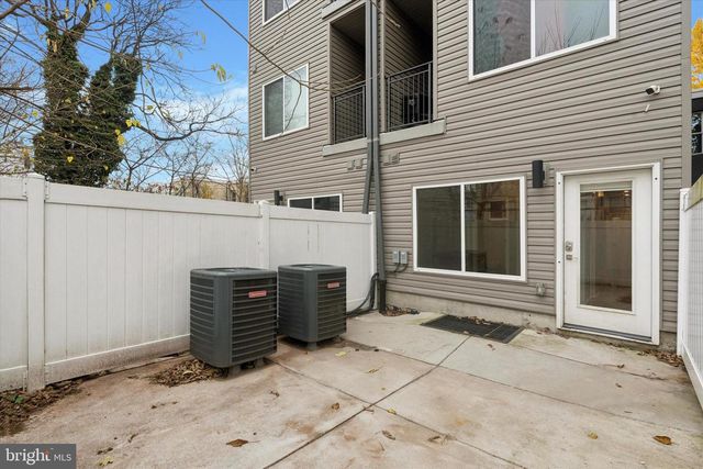 3817 WALLACE ST, Philadelphia, PA 19104