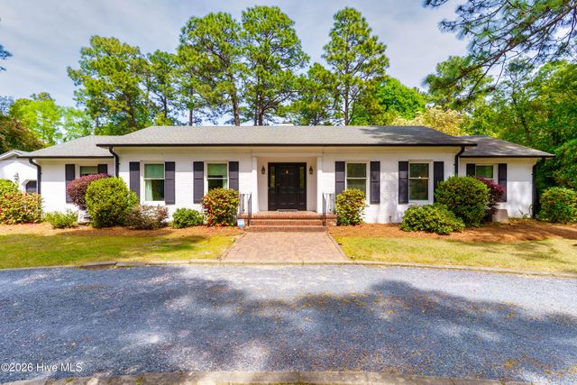 30 Dalrymple Road, Pinehurst, NC 28374