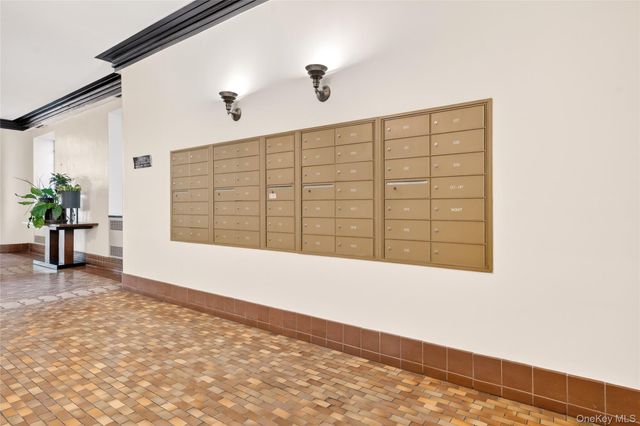 601 Pelham Parkway N 618, Bronx, NY 10467