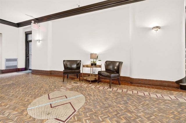 601 Pelham Parkway N 618, Bronx, NY 10467