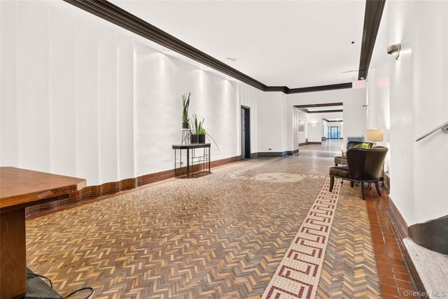 601 Pelham Parkway N 618, Bronx, NY 10467