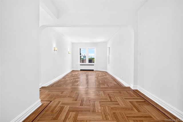 601 Pelham Parkway N 618, Bronx, NY 10467