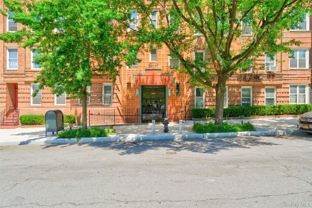 601 Pelham Parkway N 618, Bronx, NY 10467
