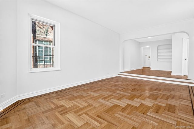601 Pelham Parkway N 618, Bronx, NY 10467