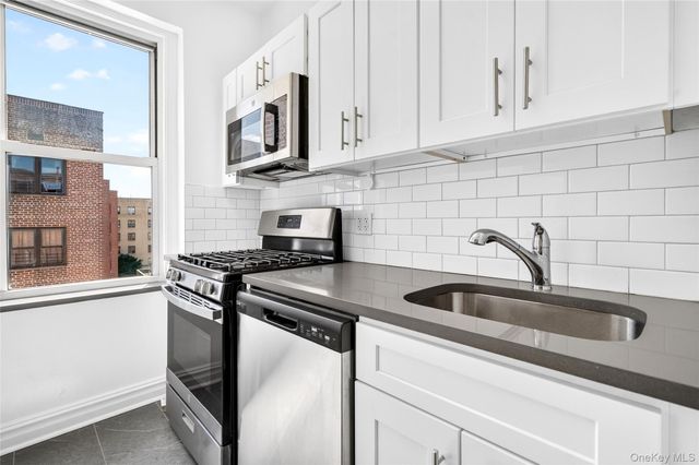 601 Pelham Parkway N 618, Bronx, NY 10467