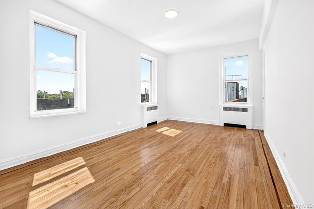 601 Pelham Parkway N 618, Bronx, NY 10467