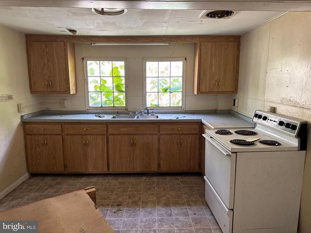 219 E PIKE ST, Bellefonte, PA 16823