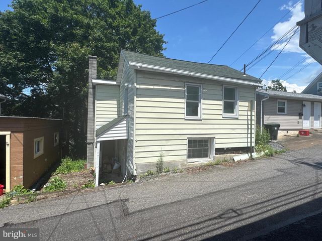 219 E PIKE ST, Bellefonte, PA 16823