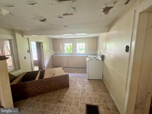 219 E PIKE ST, Bellefonte, PA 16823