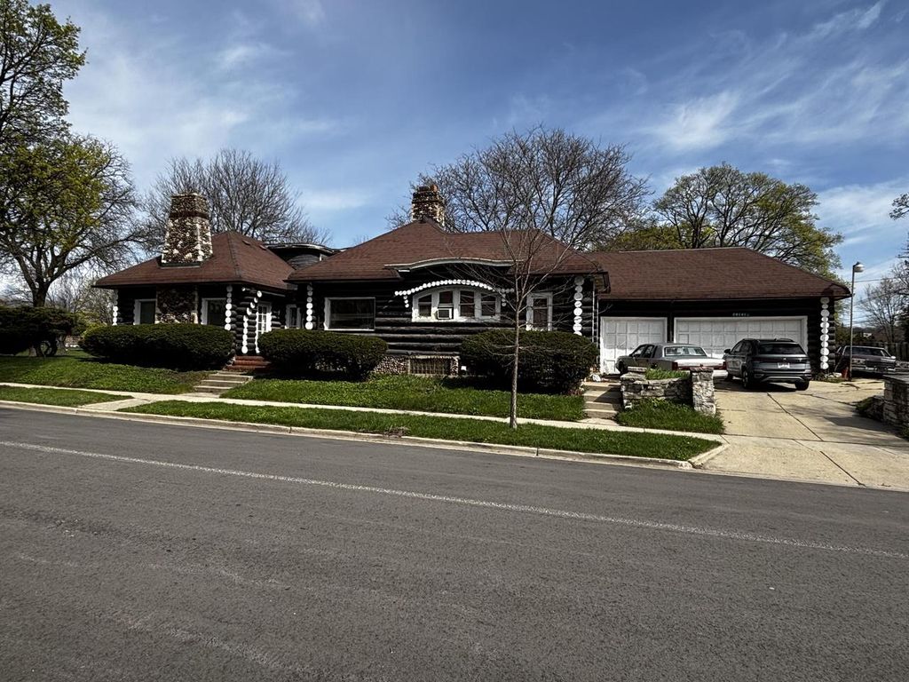 2602 Sherman BOULEVARD, Milwaukee, WI 53210