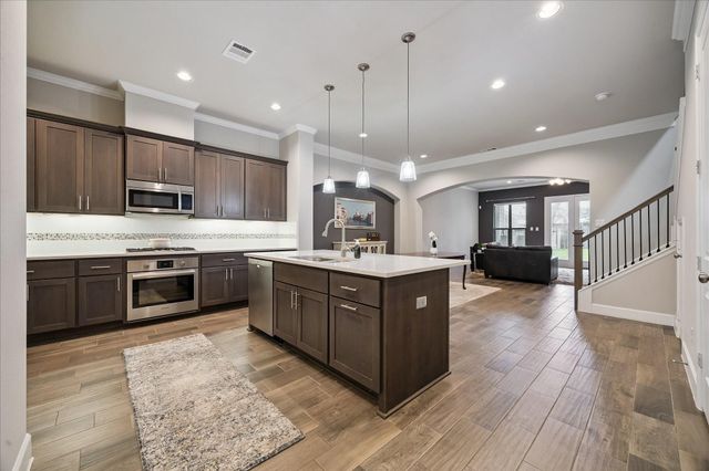 1725 W 23rd Street, Houston, TX 77008